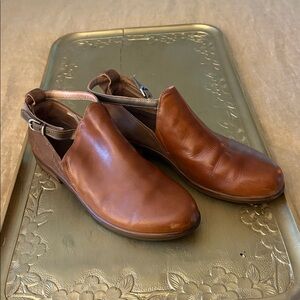 Naot Brown Leather/Suede Loafers